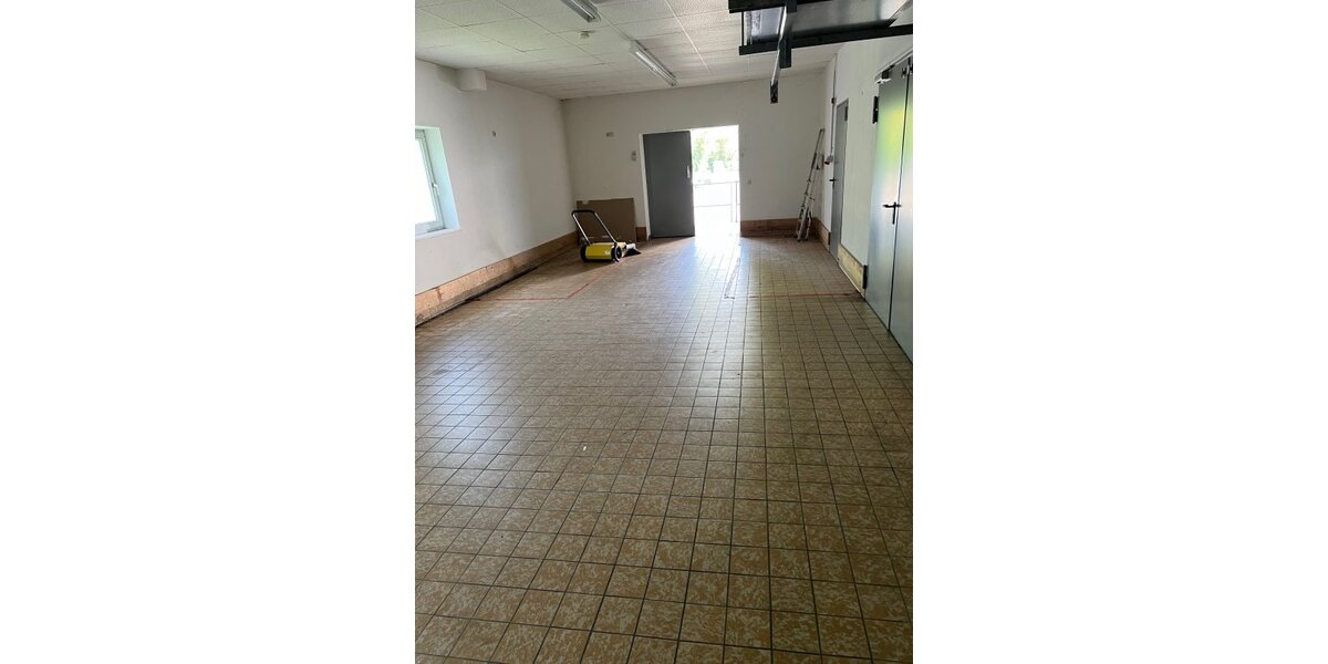 Gewerbefläche für Einzelhandel in Bad Kötzting - Gewerbeobjekt Bad Kötzting | Angebot:24787960