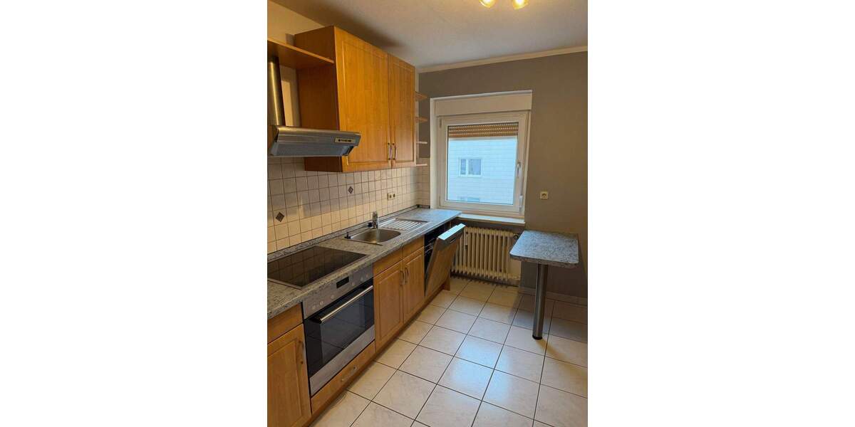 Etagenwohnung Weiden in der Oberpfalz Rehbühl - 3 Zimmer, 68 m&sup2;, 550&euro; | Angebot:26804186
