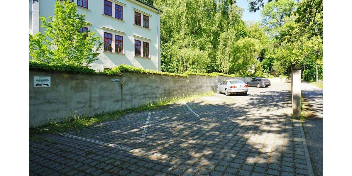 Etagenwohnung Radebeul - 5 Zimmer, 157 m&sup2;, 1.700&euro; | Angebot:20699802