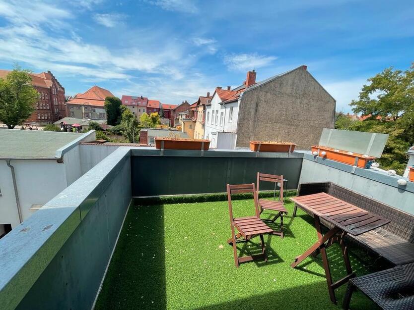 Hochwertige 3 ZKB Wohnung in Erfurt zu vermieten, möbliert in Erfurt mit großer Dachterrasse