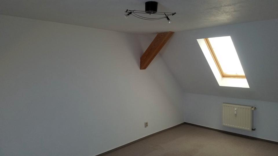 Dachgeschoßwohnung Sülzetal - 2 Zimmer, 60 m&sup2;, 325&euro; | Angebot:26253038