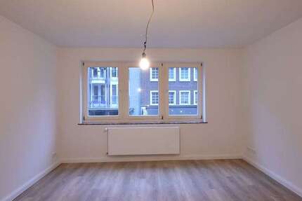 Wohnung Düsseldorf Altstadt - 2 Zimmer, 59 m&sup2;, 1.050&euro; | Angebot:19759173