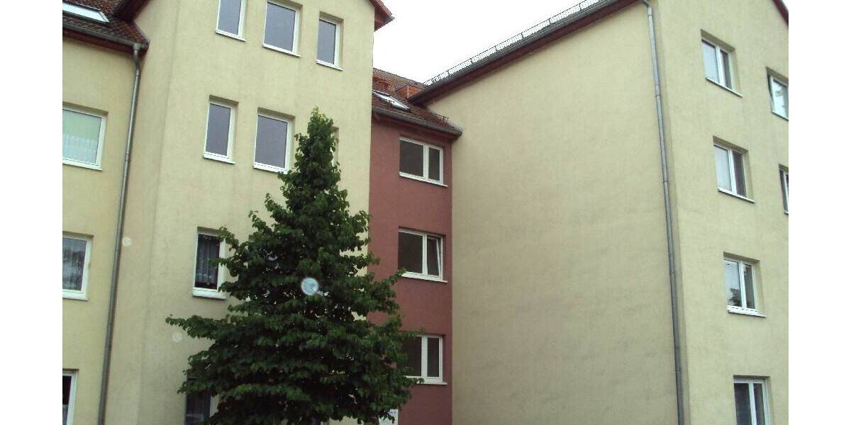 Etagenwohnung Riesa Innenstadt - 2 Zimmer, 50 m&sup2;, 289&euro; | Angebot:26154499