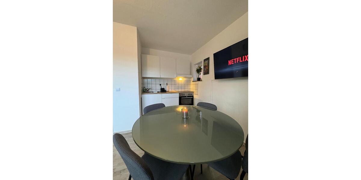 Wohnen auf Zeit Wilhelmshaven Heppens - 50 Zimmer, 300 m&sup2;, 20&euro; | Angebot:26553815