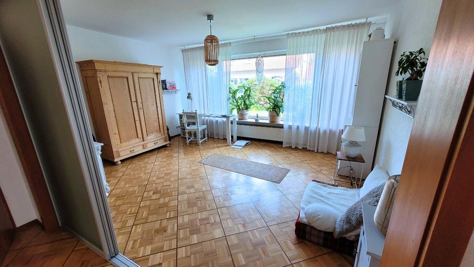 Erdgeschoßwohnung Saarlouis - 3 Zimmer, 120 m&sup2;, 1.200&euro; | Angebot:26299978