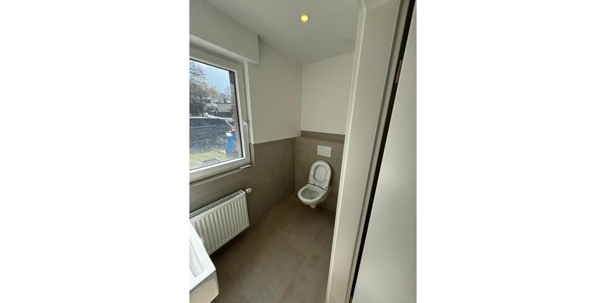 Reihenhaus Lohmar - 6 Zimmer, 170 m&sup2;, 2.350&euro; | Angebot:26345389