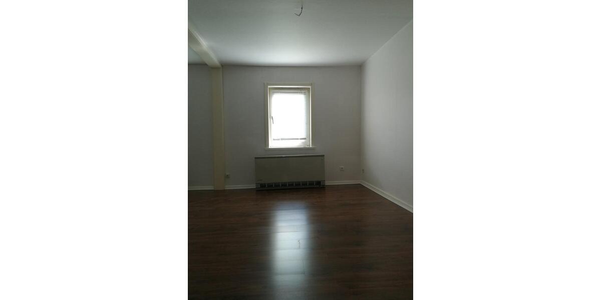 Dachgeschoßwohnung Schellerten - 3 Zimmer, 73 m&sup2;, 500&euro; | Angebot:25790316