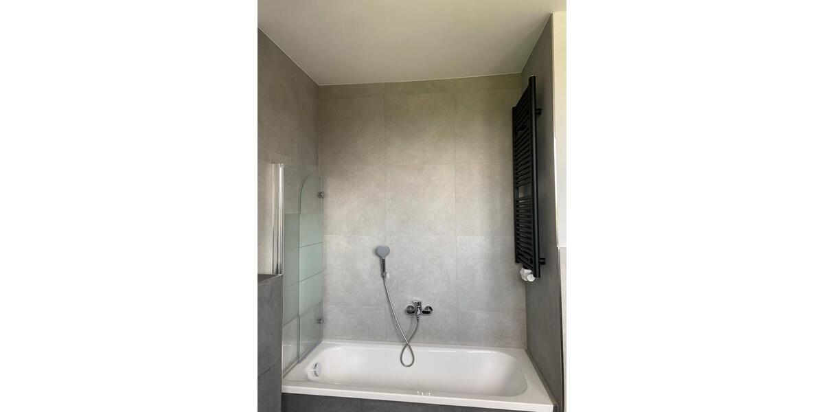 Dachgeschoßwohnung Herzogenaurach - 4 Zimmer, 105 m&sup2;, 1.400&euro; | Angebot:26671306