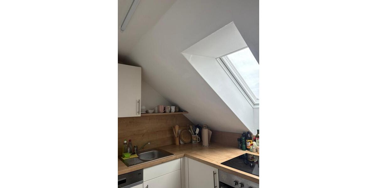 Dachgeschoßwohnung München Bogenhausen - 1 Zimmer, 14 m&sup2;, 560&euro; | Angebot:26591698