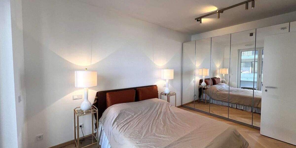 Etagenwohnung Düsseldorf Heerdt - 2 Zimmer, 55 m&sup2;, 1.300&euro; | Angebot:25739033