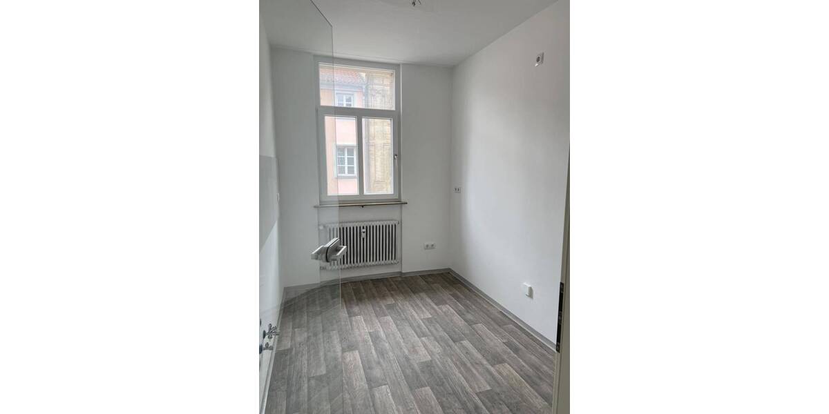 Etagenwohnung Erlangen Innenstadt - 2 Zimmer, 62 m&sup2;, 970&euro; | Angebot:26188537