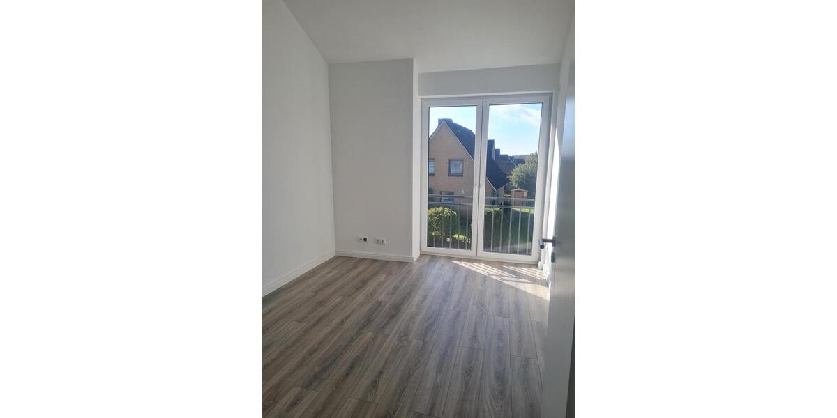 Etagenwohnung Geesthacht - 7 Zimmer, 150 m&sup2;, 1.600&euro; | Angebot:26689437