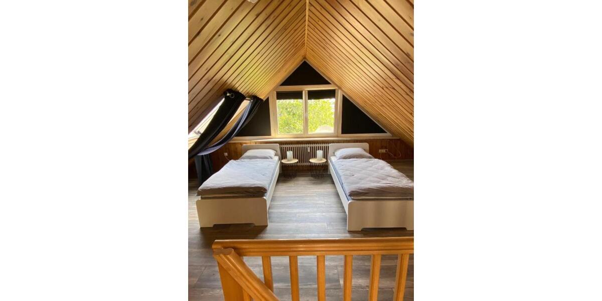 Wohnen auf Zeit Selbitz - 6 Zimmer, 270 m&sup2;, 30&euro; | Angebot:22032017