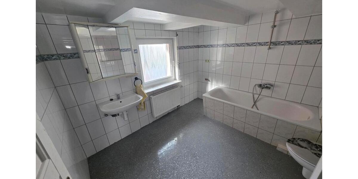 Etagenwohnung Bad Saulgau - 3 Zimmer, 80 m&sup2;, 880&euro; | Angebot:25351941