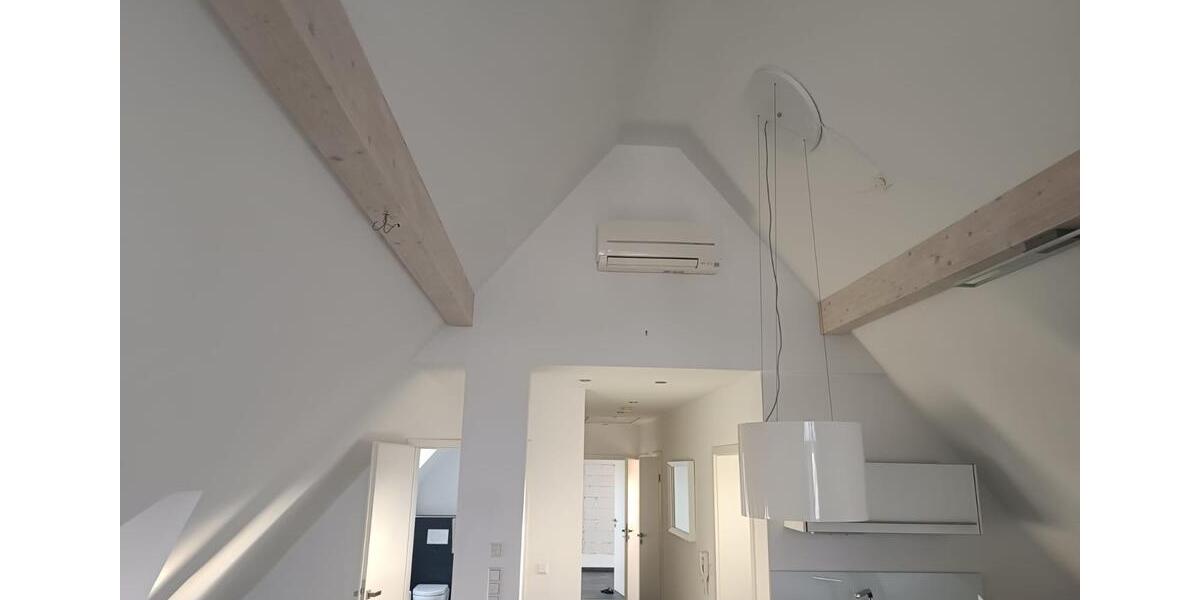 Dachgeschoßwohnung Rheinzabern - 2 Zimmer, 93 m&sup2;, 1.050&euro; | Angebot:24744183