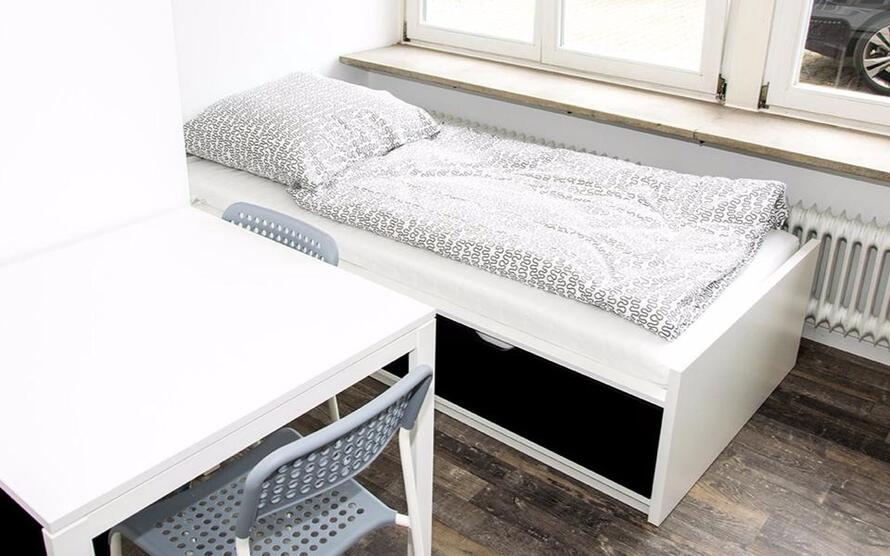 1-Zimmerwohnung mit TV, Küchenzeile, DuscheWC, Internet, Waschmaschine, Wohnung 2