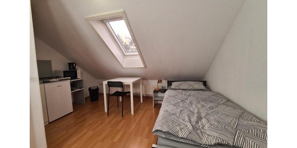 Etagenwohnung Neustetten - 1 Zimmer, 18 m&sup2;, 280&euro; | Angebot:26588267