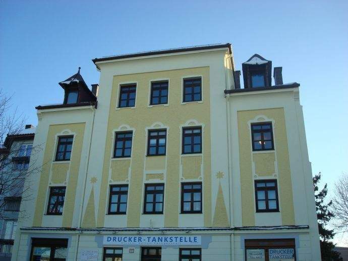 2 Zimmer Wohnung mit Balkon und kleiner Kochzeile, 3. OG 2 zimmer