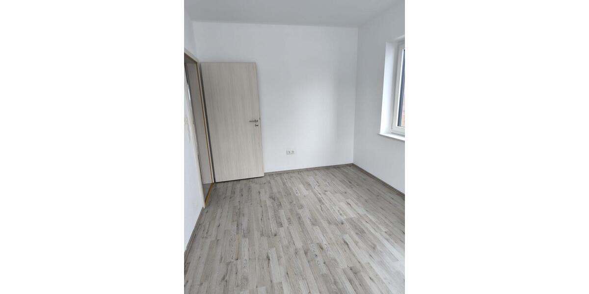 Erdgeschoßwohnung Rhauderfehn - 3 Zimmer, 87 m&sup2;, 850&euro; | Angebot:24766401