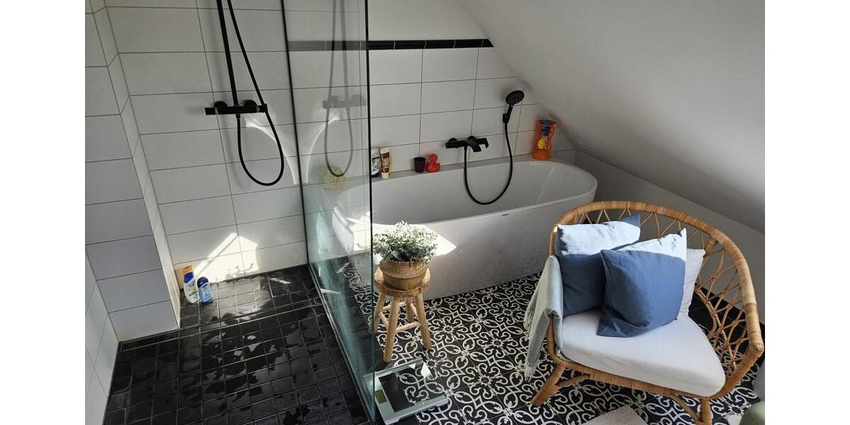 Maisonettenwohnung Schwerin Gartenstadt - 4 Zimmer, 137 m&sup2;, 1.986&euro; | Angebot:25570523