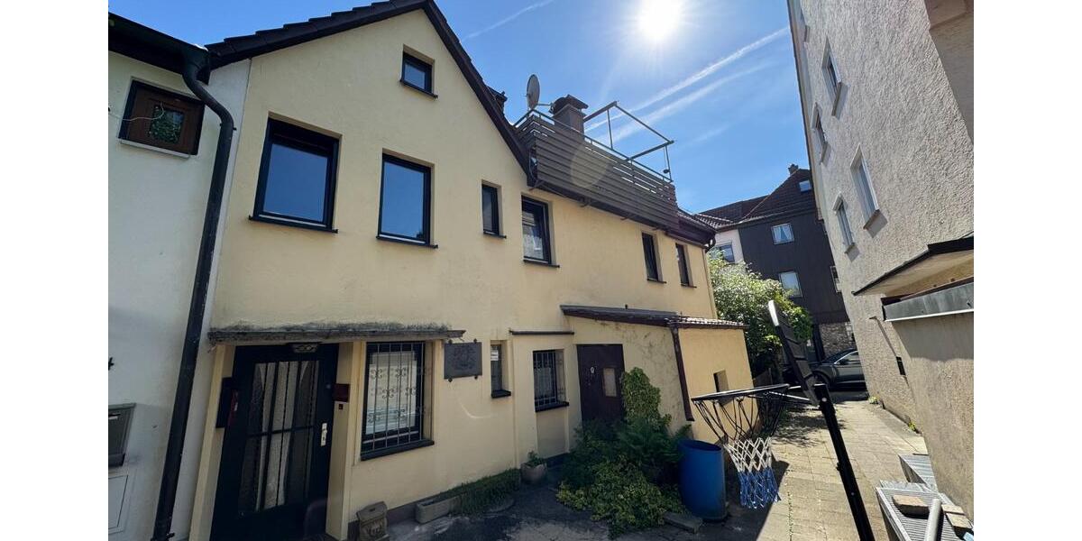 Doppelhaushälfte Stuttgart Luginsland - 4 Zimmer, 112 m&sup2;, 1.560&euro; | Angebot:25080214