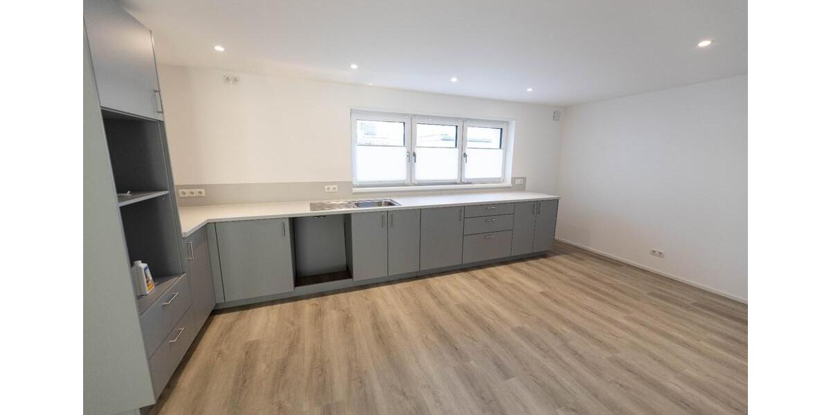 Erdgeschoßwohnung Ludwigshafen am Rhein Ludwigshafen-Oggersheim - 2.5 Zimmer, 112 m&sup2;, 1.600&euro; | Angebot:24662981