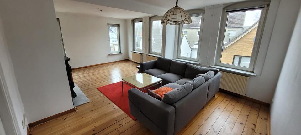 Etagenwohnung Linden - 5 Zimmer, 120 m&sup2;, 1.100&euro; | Angebot:25044361