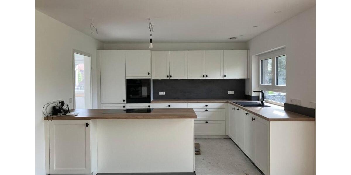 Bungalow Oberaurach - 4 Zimmer, 150 m&sup2;, 1.075&euro; | Angebot:26021977