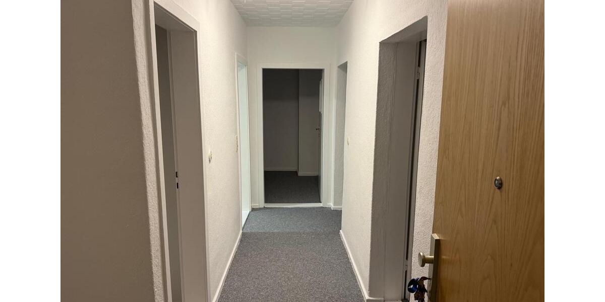 Etagenwohnung Plattenburg - 3 Zimmer, 70 m&sup2;, 600&euro; | Angebot:26449164
