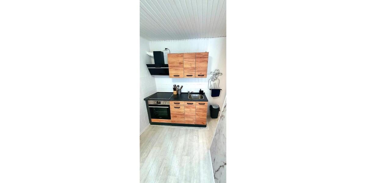 Wohnen auf Zeit Lübeck Innenstadt - 9 Zimmer, 200 m&sup2;, 16&euro; | Angebot:26525632
