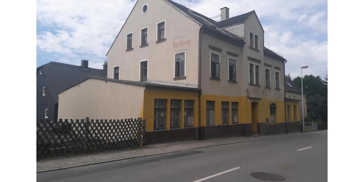 Etagenwohnung Auerbach - 4 Zimmer, 190 m&sup2;, 300&euro; | Angebot:24745168