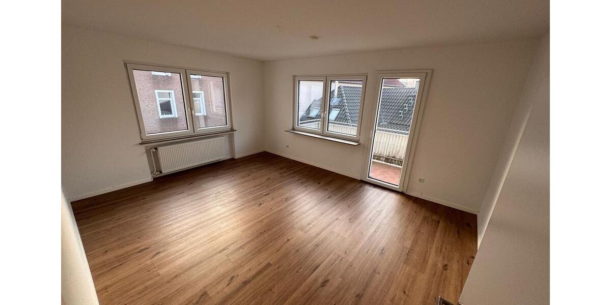 Etagenwohnung Oldenburg Ziegelhof - 3 Zimmer, 100 m&sup2;, 1.350&euro; | Angebot:26701586