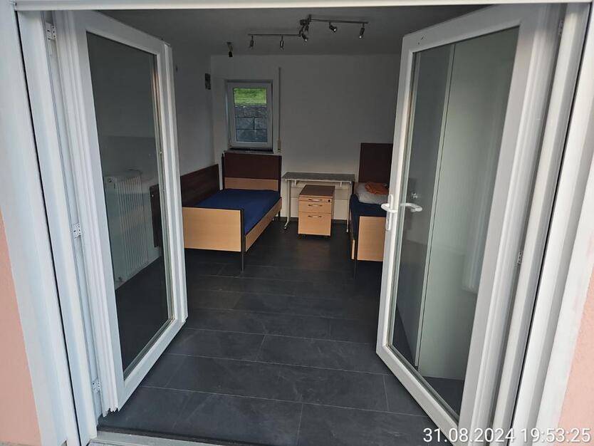 Wohnung Haus Miete Zimmer WG Büro ArbeitsZimmer Homeoffice Bad