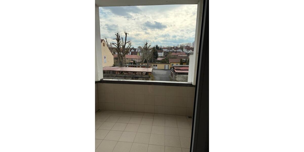 Einfamilienhaus Poppenhausen - 7 Zimmer, 215 m&sup2;, 1.890&euro; | Angebot:26052533