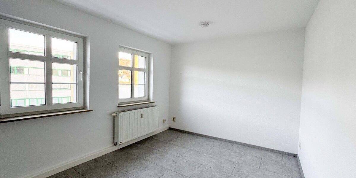 Großzügige, komplett sanierte 5-Raum-Wohnung mit zwei Bädern in Gornsdorf!! 5 zimmer