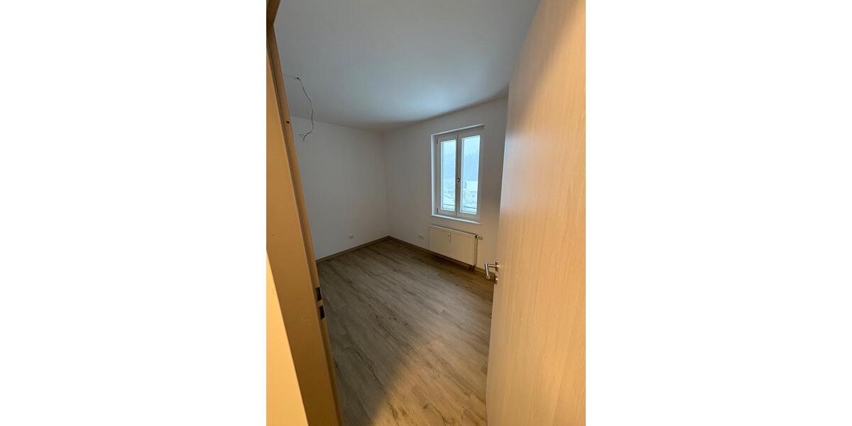 4 Zimmer Wohnung, neu renoviert in Freyung 4 zimmer