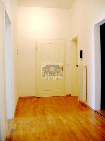 Etagenwohnung Baden-Baden Baden - 2 Zimmer, 75 m&sup2;, 720&euro; | Angebot:27014275