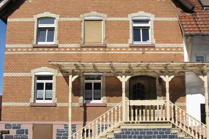 helle neu renovierte 2,5 Zi Wohnung OT Wallernhausen 2.5 zimmer