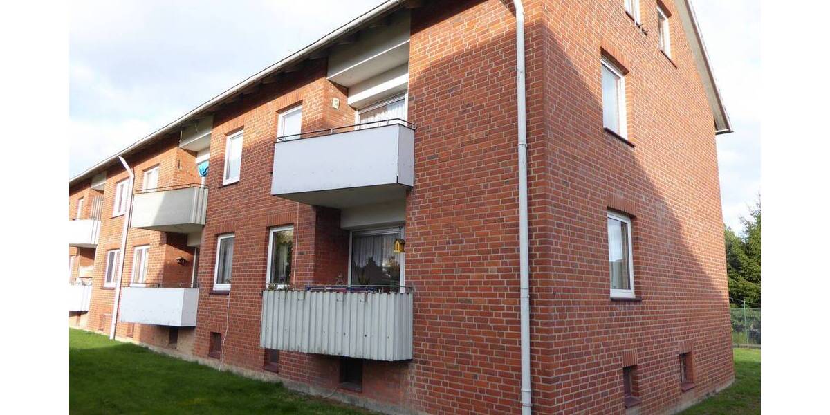 Etagenwohnung Schwarzenbek Schmiedekamp - 3 Zimmer, 43 m&sup2;, 375&euro; | Angebot:26204410
