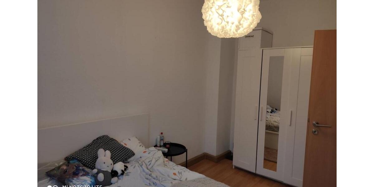 Etagenwohnung Eisenach - 1 Zimmer, 60 m&sup2;, 400&euro; | Angebot:25806476
