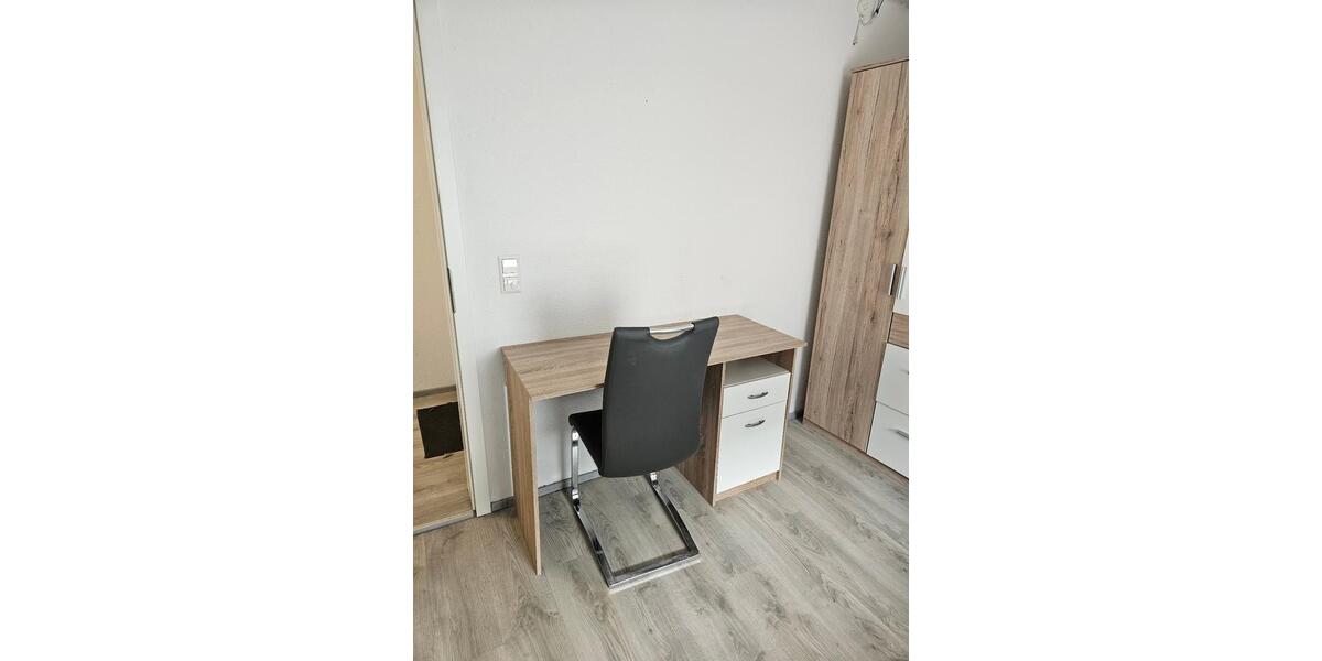 Etagenwohnung Albstadt - 1 Zimmer, 13 m&sup2;, 300&euro; | Angebot:25299861