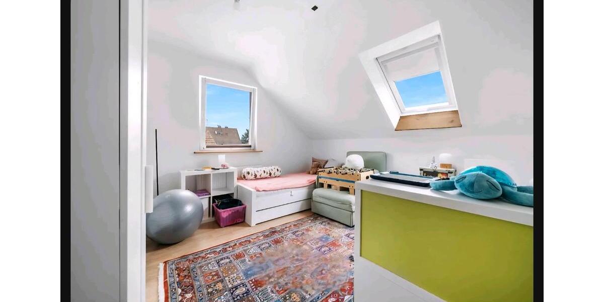 Etagenwohnung Mühlheim am Main - 5 Zimmer, 165 m&sup2;, 2.250&euro; | Angebot:23717001