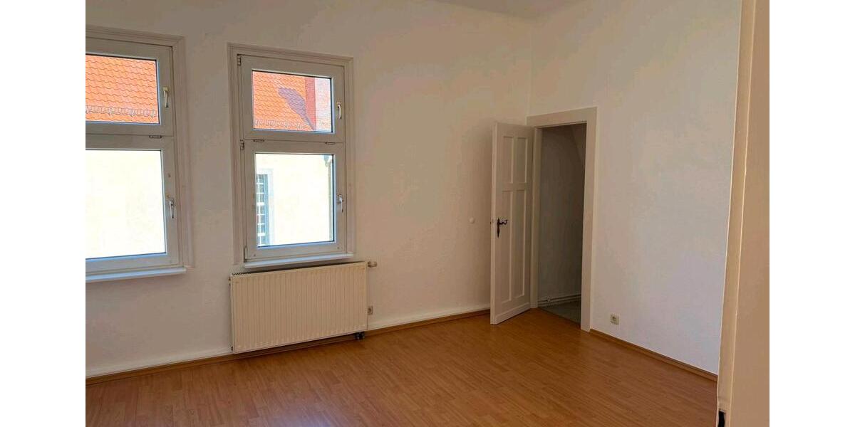 Etagenwohnung Schwarza - 5 Zimmer, 130 m&sup2;, 1.350&euro; | Angebot:25158380