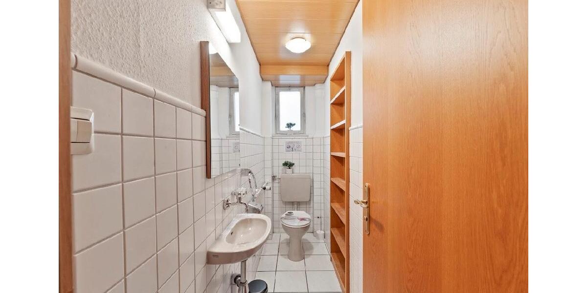 Einfamilienhaus Ofterdingen - 3 Zimmer, 200 m&sup2;, 20&euro; | Angebot:24511697