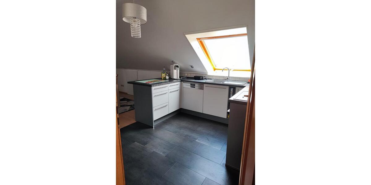 Dachgeschoßwohnung Deiningen - 3.5 Zimmer, 75 m&sup2;, 560&euro; | Angebot:26126815