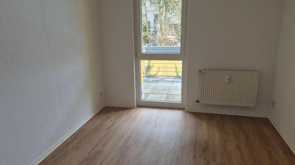 Etagenwohnung Schleiz - 3 Zimmer, 68 m&sup2;, 480&euro; | Angebot:24873727