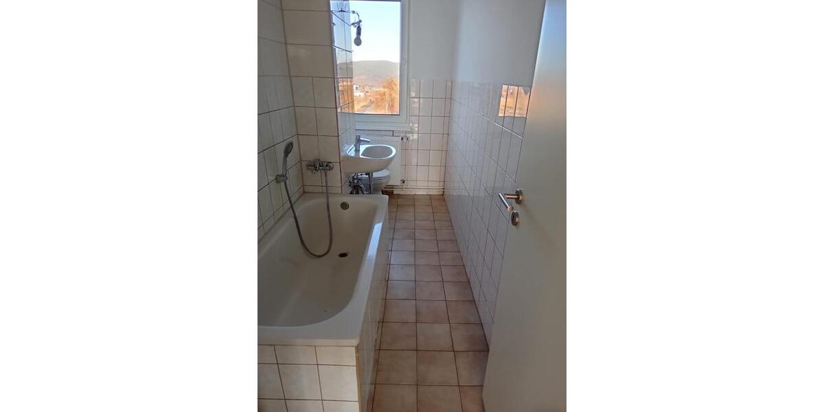 Etagenwohnung Saalfeld (Saale) - 3 Zimmer, 61 m&sup2;, 366&euro; | Angebot:26647248