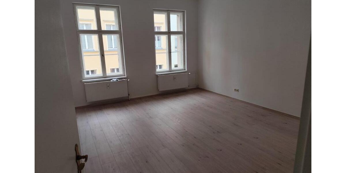 Etagenwohnung Beeskow - 3 Zimmer, 95 m&sup2;, 750&euro; | Angebot:26095144