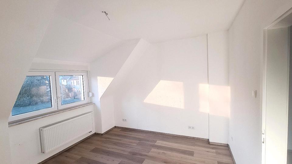 Etagenwohnung Gelsenkirchen Buer - 4 Zimmer, 85 m&sup2;, 800&euro; | Angebot:24565909