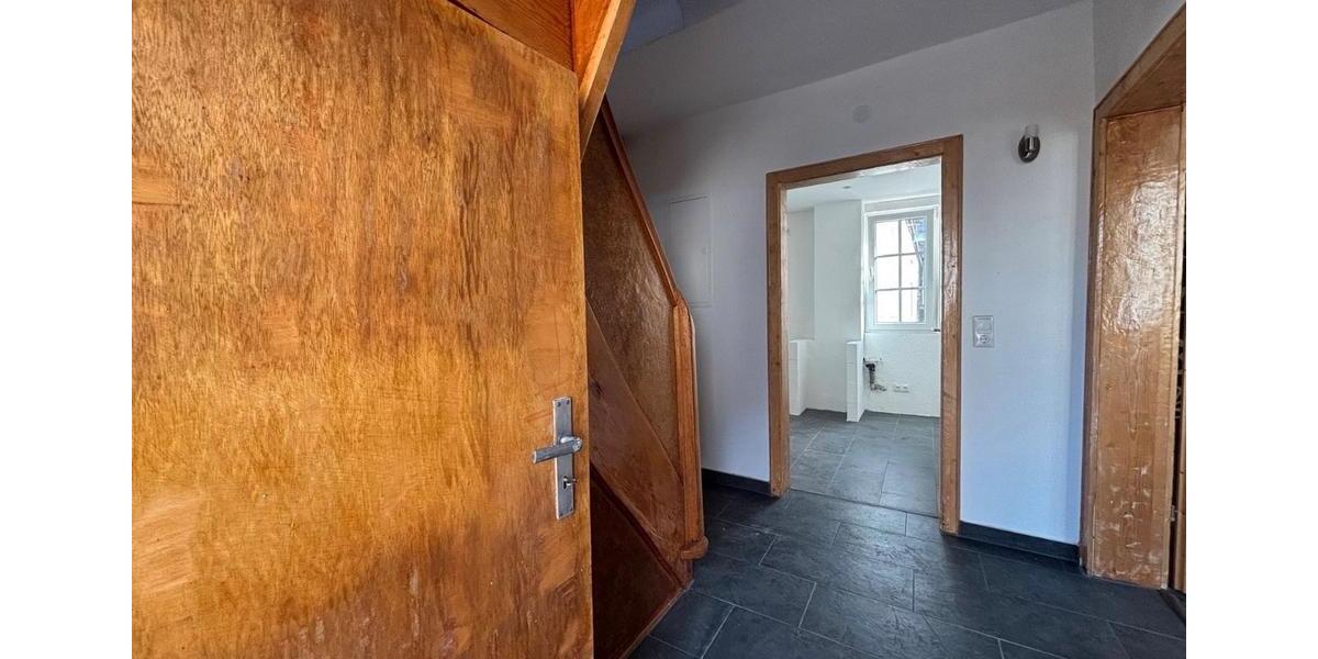 Einfamilienhaus Rauschenberg - 3 Zimmer, 100 m&sup2;, 1.000&euro; | Angebot:26235542